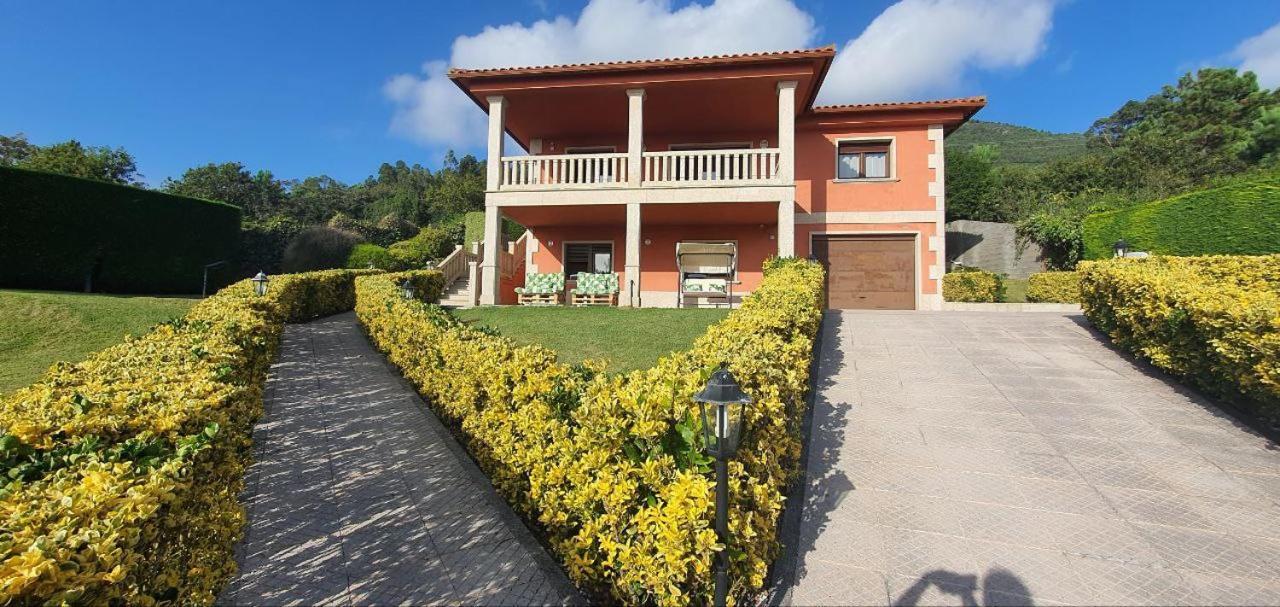 Oasis Pedornes